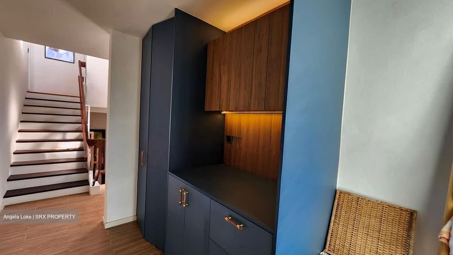 Mount Sinai Lane (D10), Condominium #567789901
